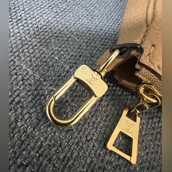 Louis Vuitton pochette accessoires bicolor arizona beige - Picture 5 of 8